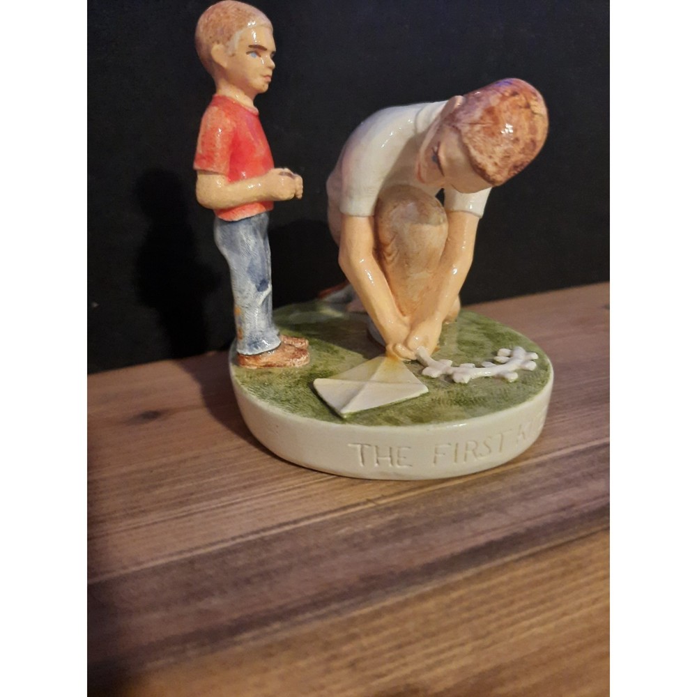 Sebastian Miniatures "First Kite" Signed - Picture 2 of 10
